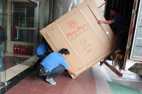 当雄钢琴贵重工艺品无忧运